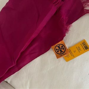 Tory Burch new with tags never worn Silk jacquard scarf